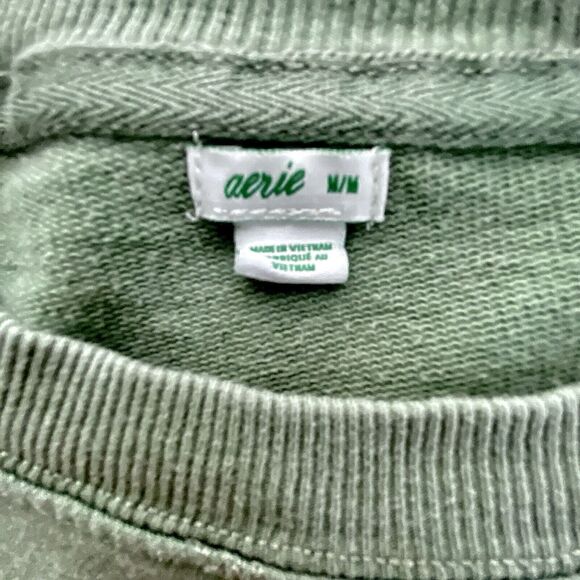 Women’s Soft Green Pullover Sweatshirt with Crewneck, Size: M - Picture 7 of 11